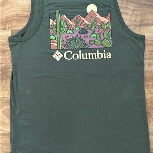 Columbia Desert Scene Tank Top in Dark Green